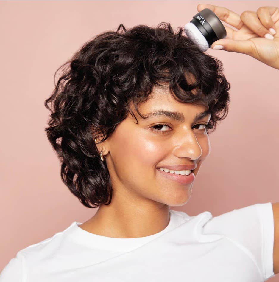 Volumizing Rice Protein Dry Shampoo - Dark Tinted Powder KITSCH