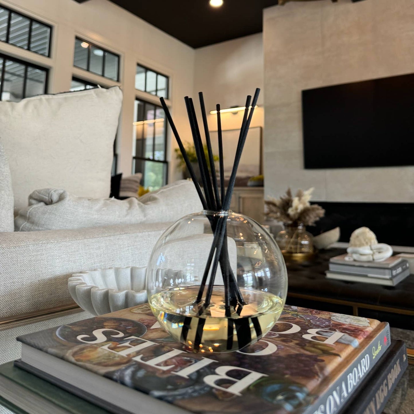 Luxe Reed Diffuser Oil + Reeds Unplug Soy Candles