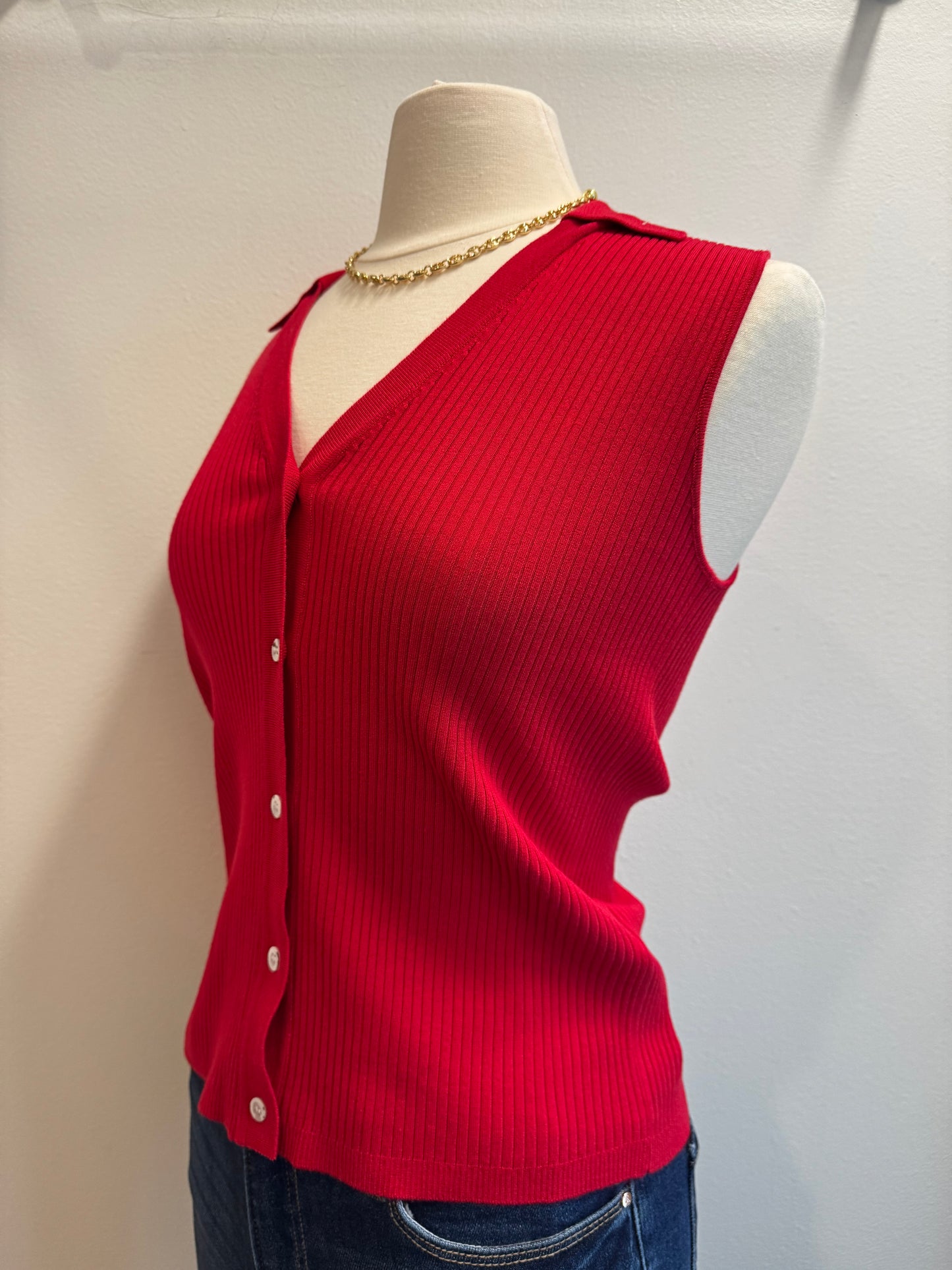 Ribbed Button Down Sleeveless Collar Top