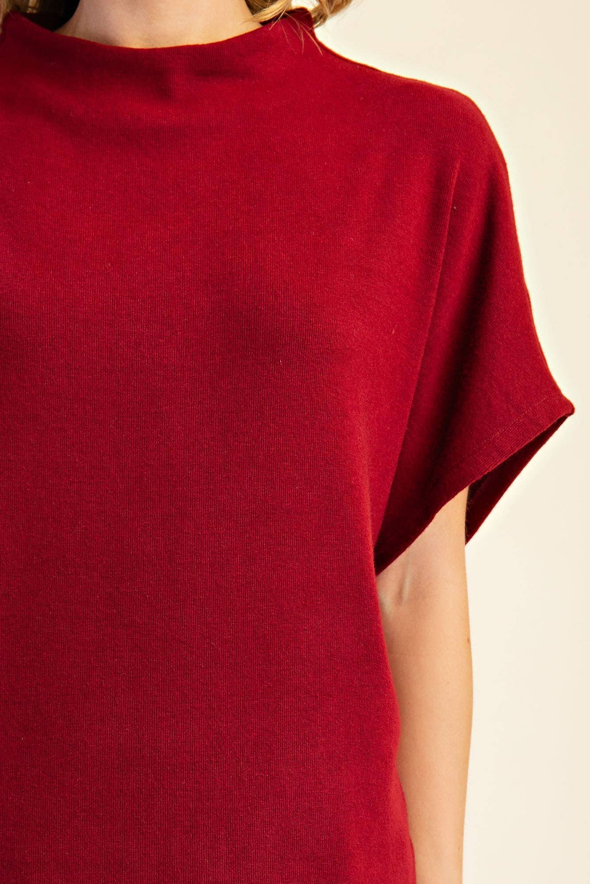 Mock Neck Short Sleeve Pullover Knit Top