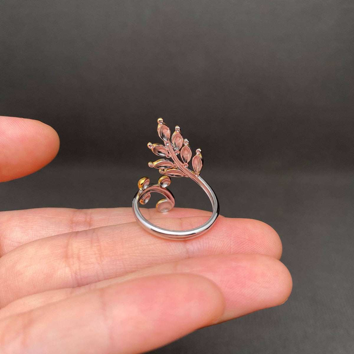 Two Tone Leaf 18K Gold Plated Stainless Steel Ring - FGS