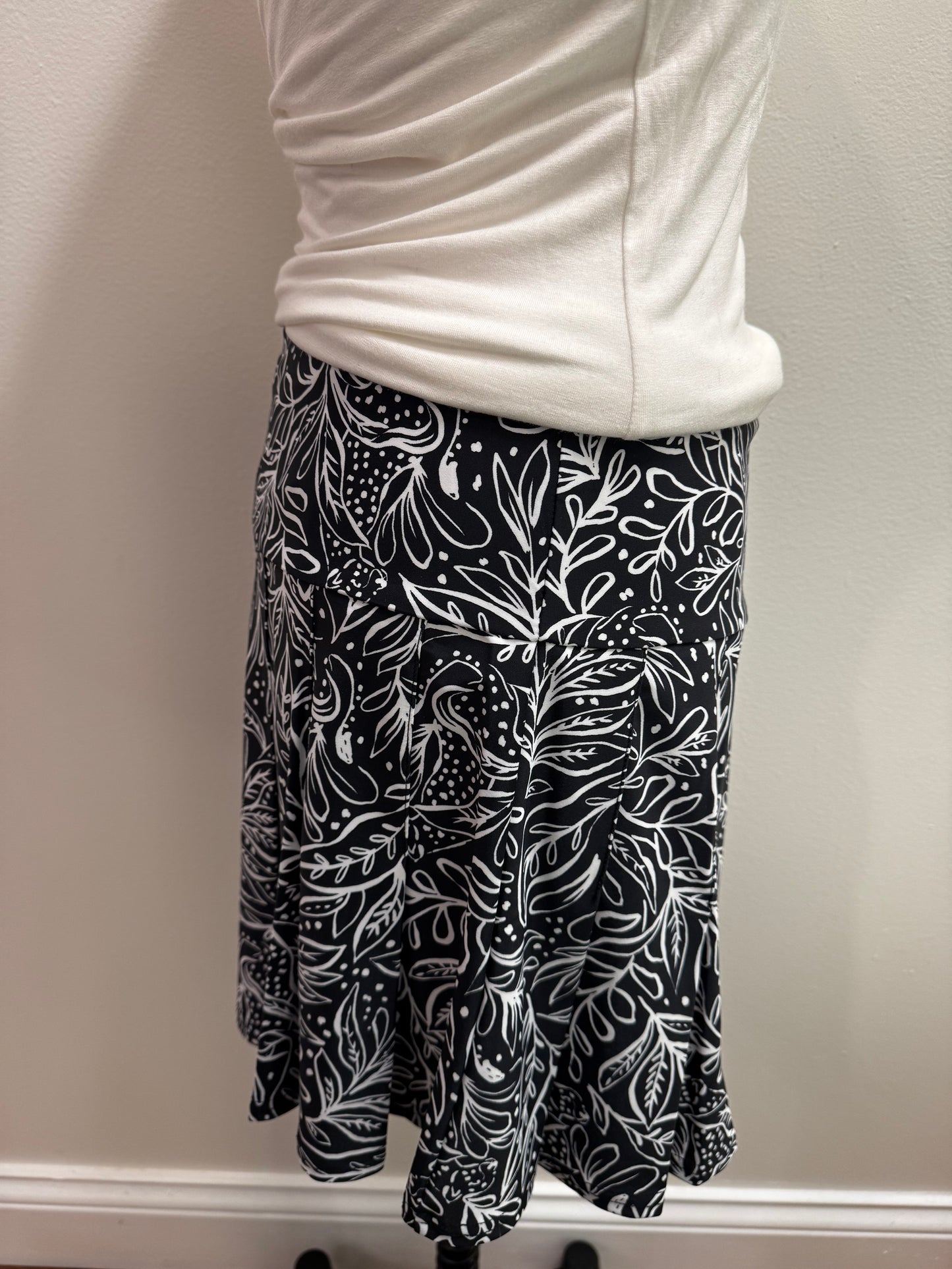 Caryn Pleated Skort