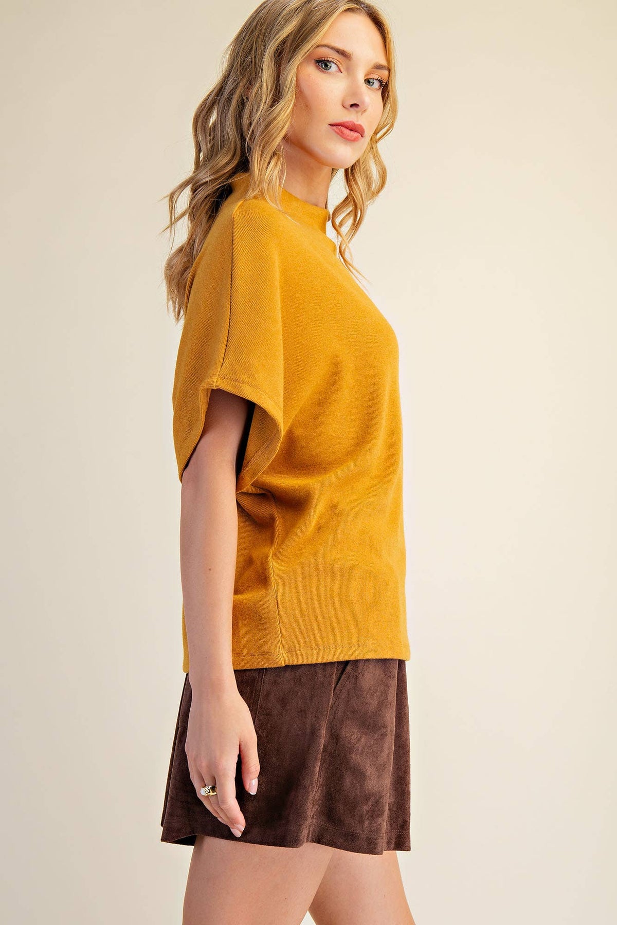 Mock Neck Short Sleeve Pullover Knit Top