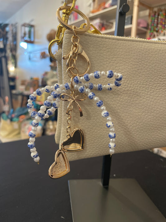 Toille Bead Bow & Heart Locket Charm keychain