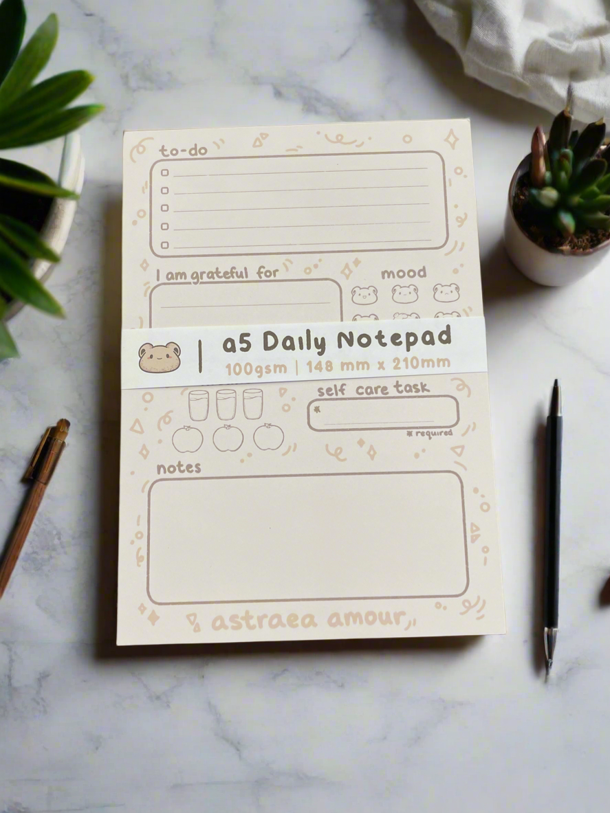 Daily Notepad Astraea Amour