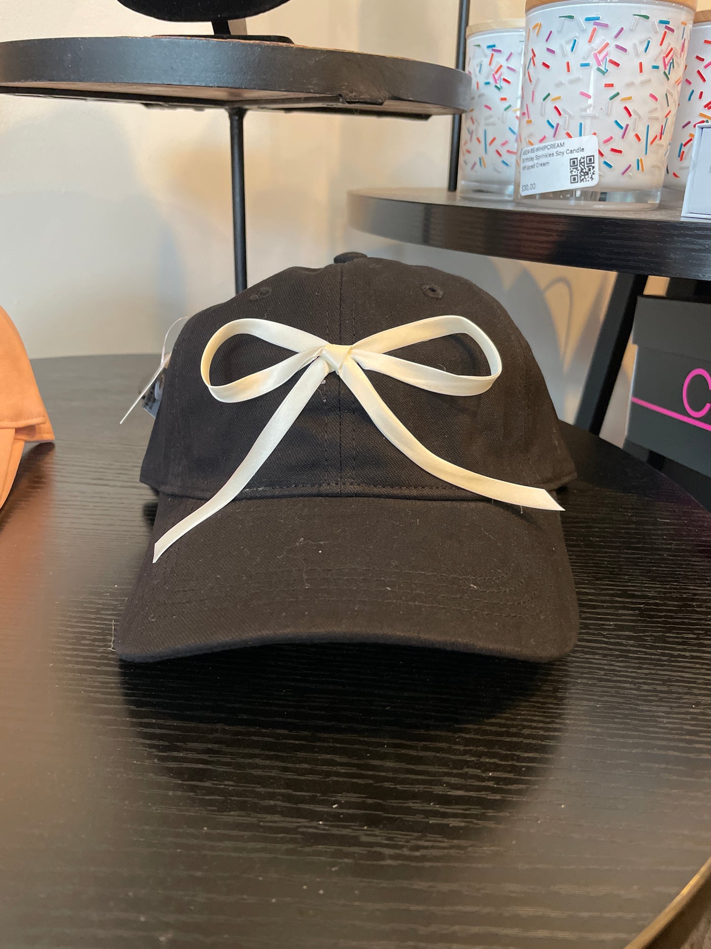 Bowknot Decor Strap Baseball Cap Golden Stella