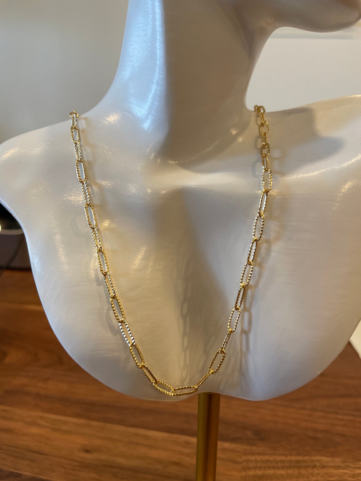 10mm Textured Paperclip Chain Necklace Golden Stella