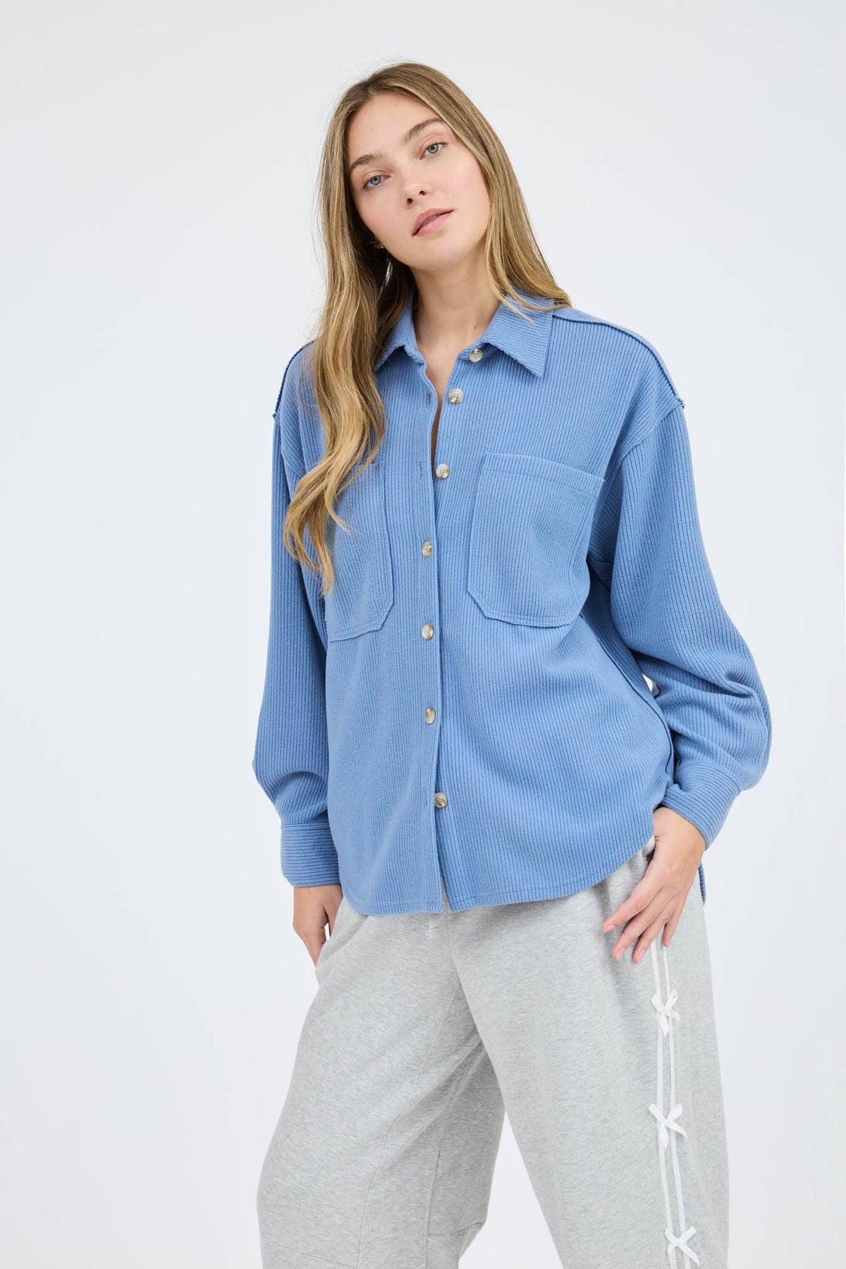 RIB KNIT EXPOSED SEAM BUTTON UP TOP