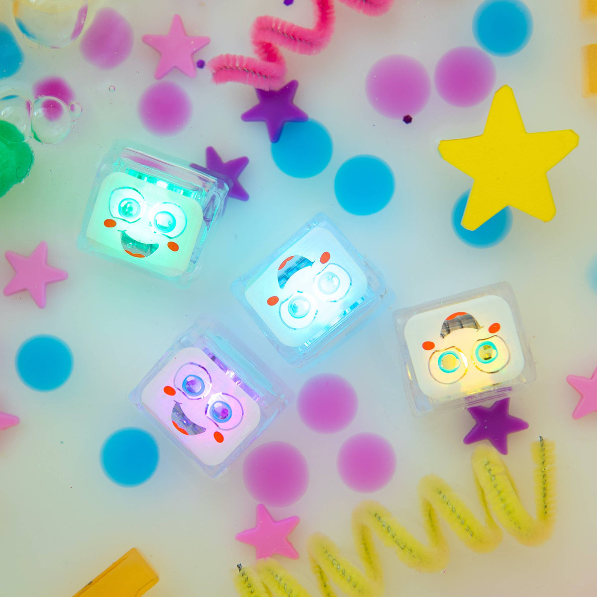 Glo Pals Party Pal Light-Up Cubes Glo Pals