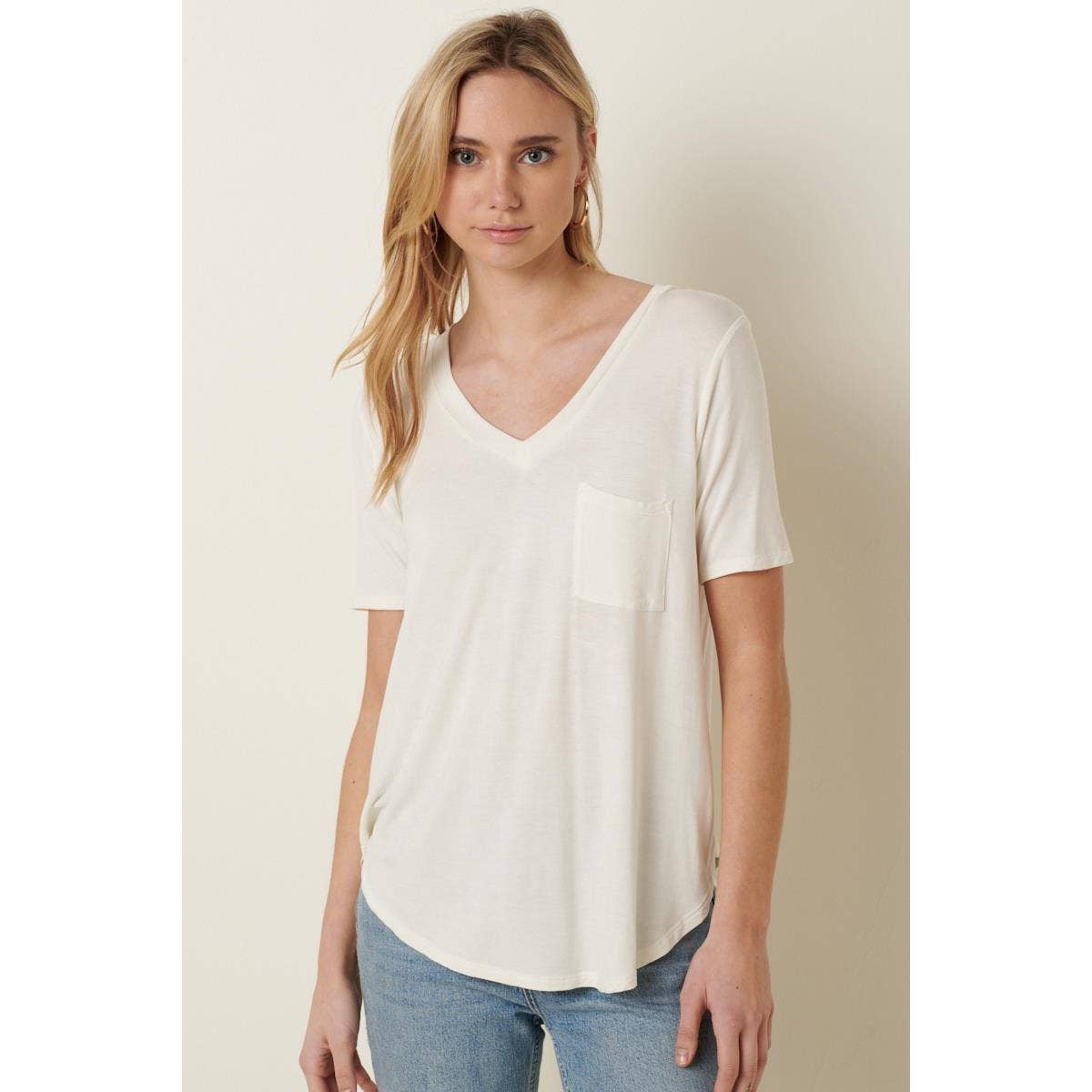 BAMBOO V-NECK 1POCKET FRONT KNIT TOP
