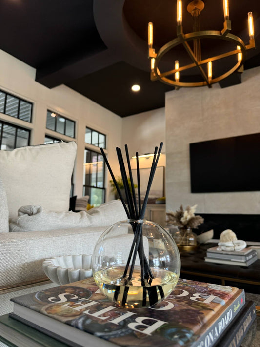 Luxe Reed Diffuser I Oil Diffuser Set Unplug Soy Candles