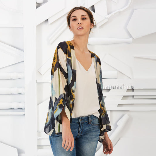 Pansy Flower Short Kimono Two's Company