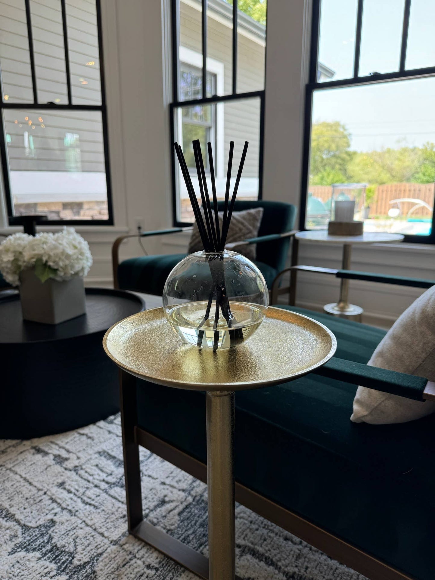 Luxe Reed Diffuser I Oil Diffuser Set Unplug Soy Candles