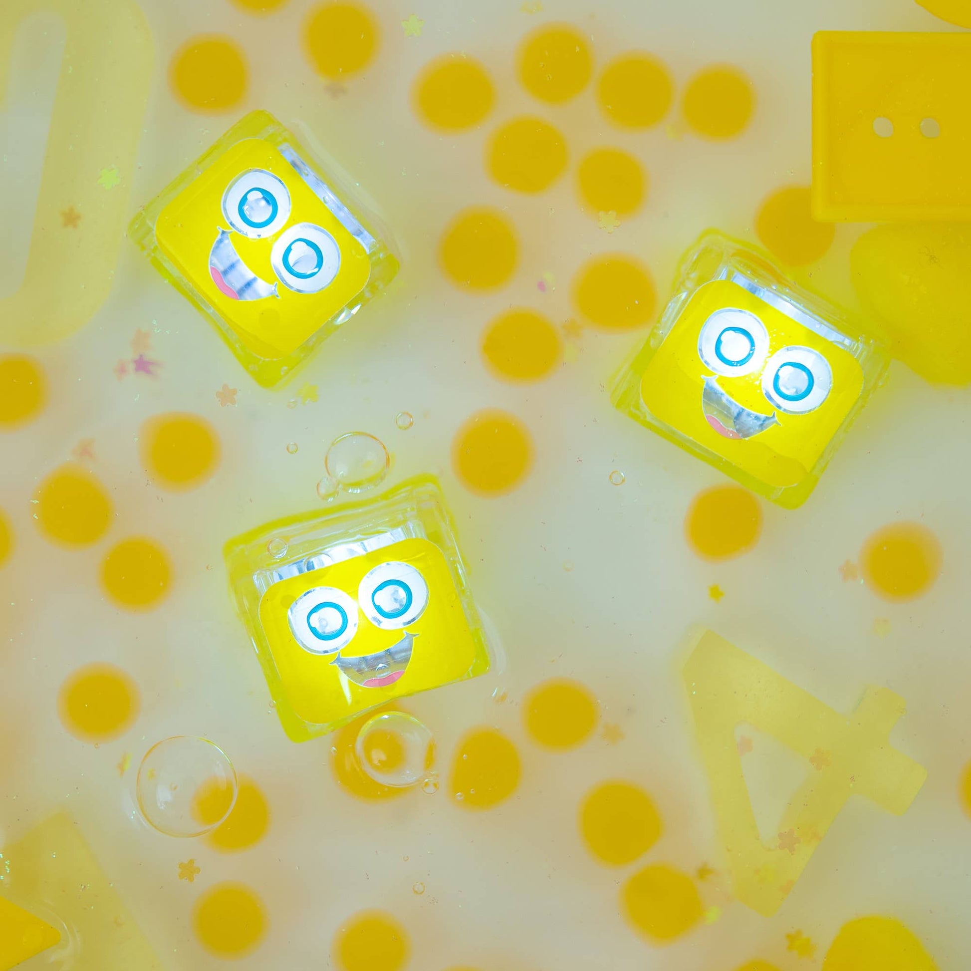Glo Pals Alex Light-Up Cubes Glo Pals