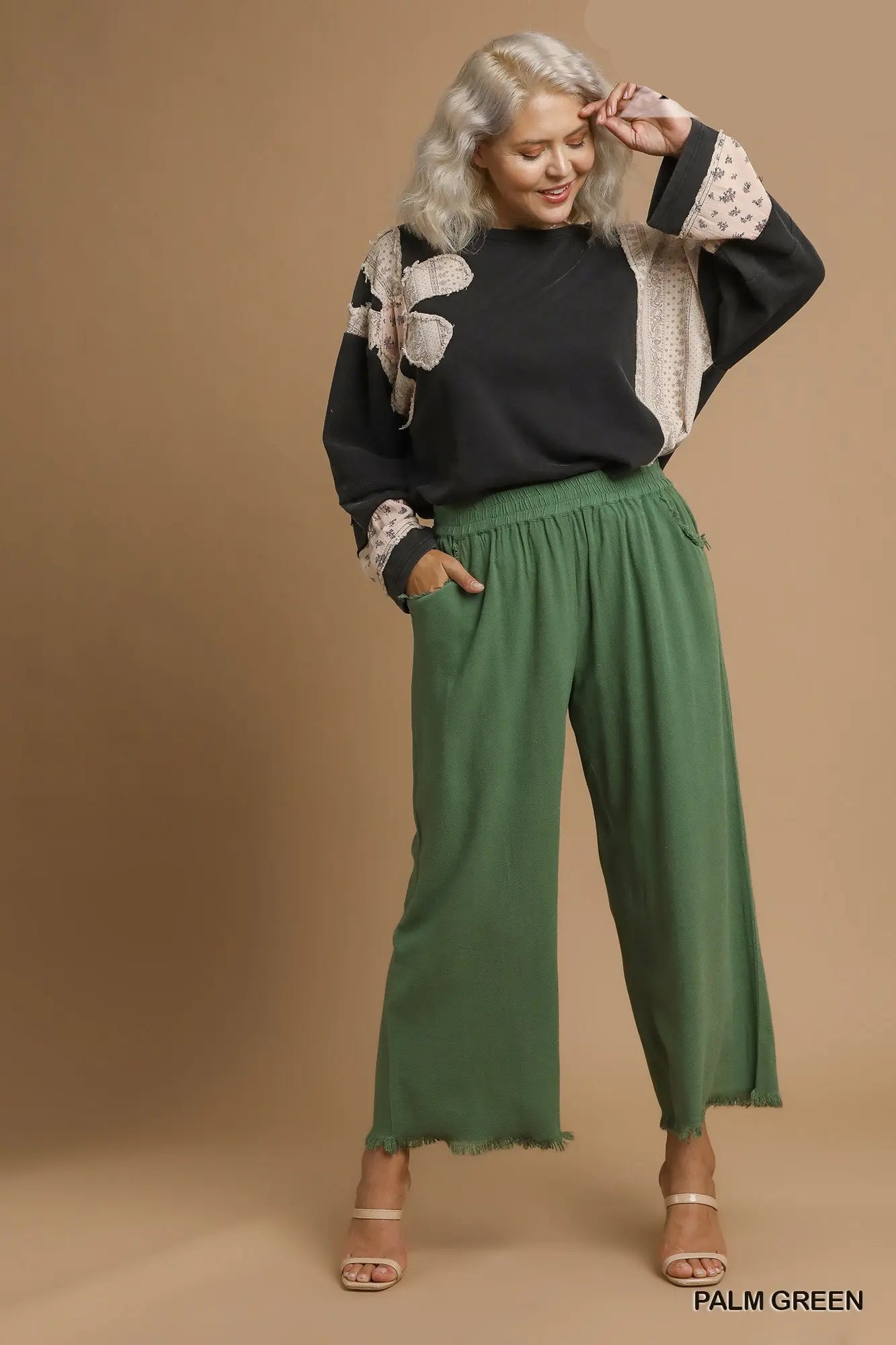 Frayed Hem Wide-Leg Pants