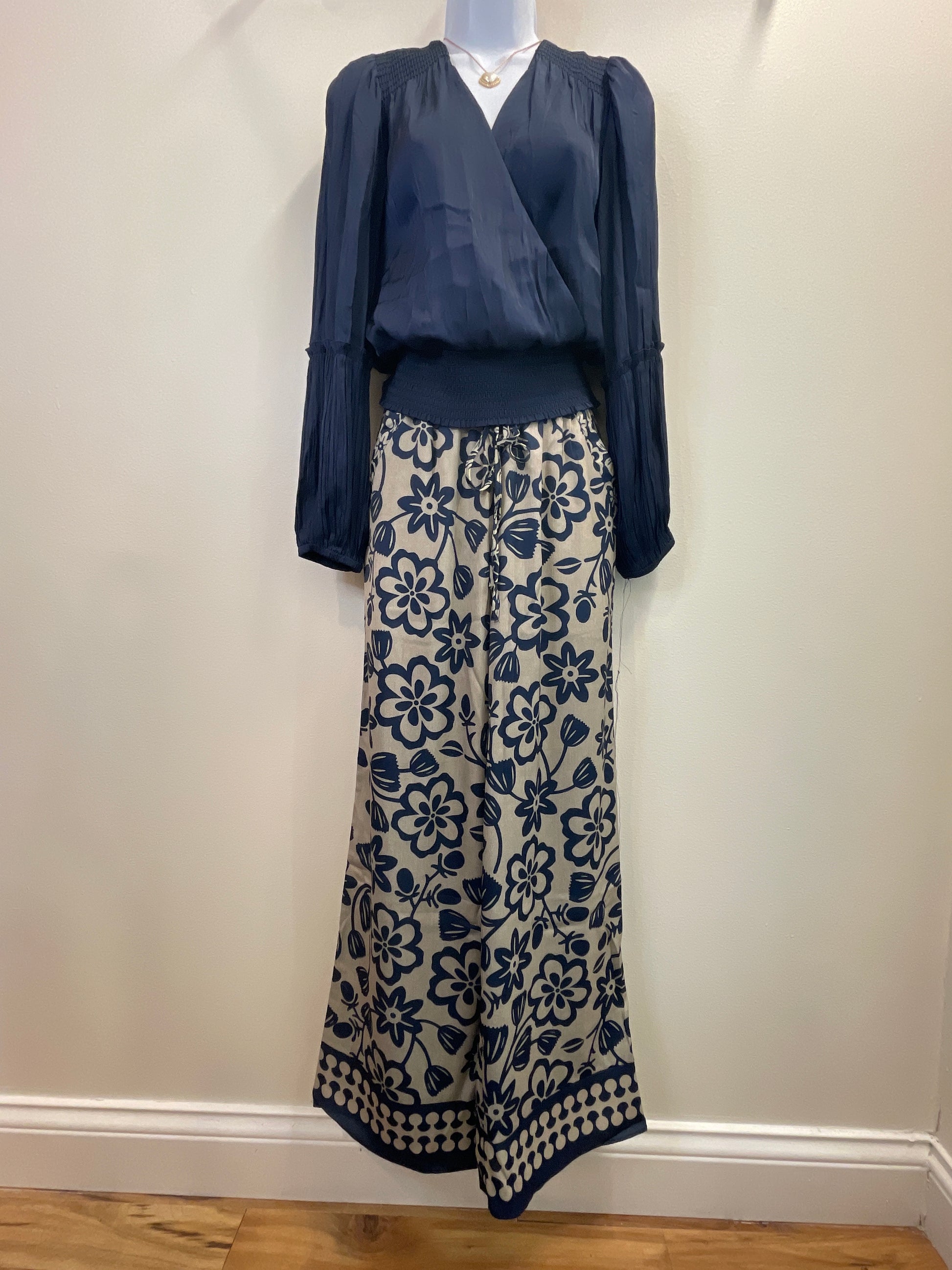 Woven Wide Leg Flowy Patterned Pant Current Air