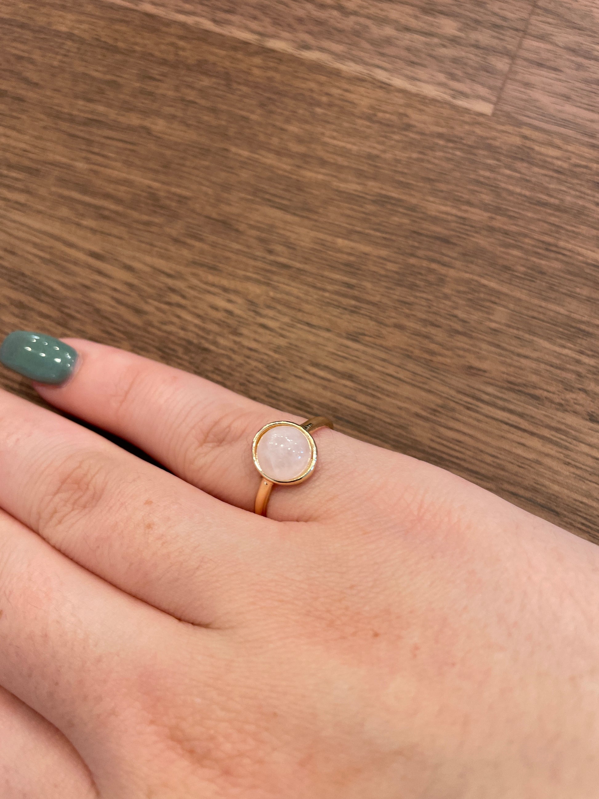 Large Stone Ring Golden Stella