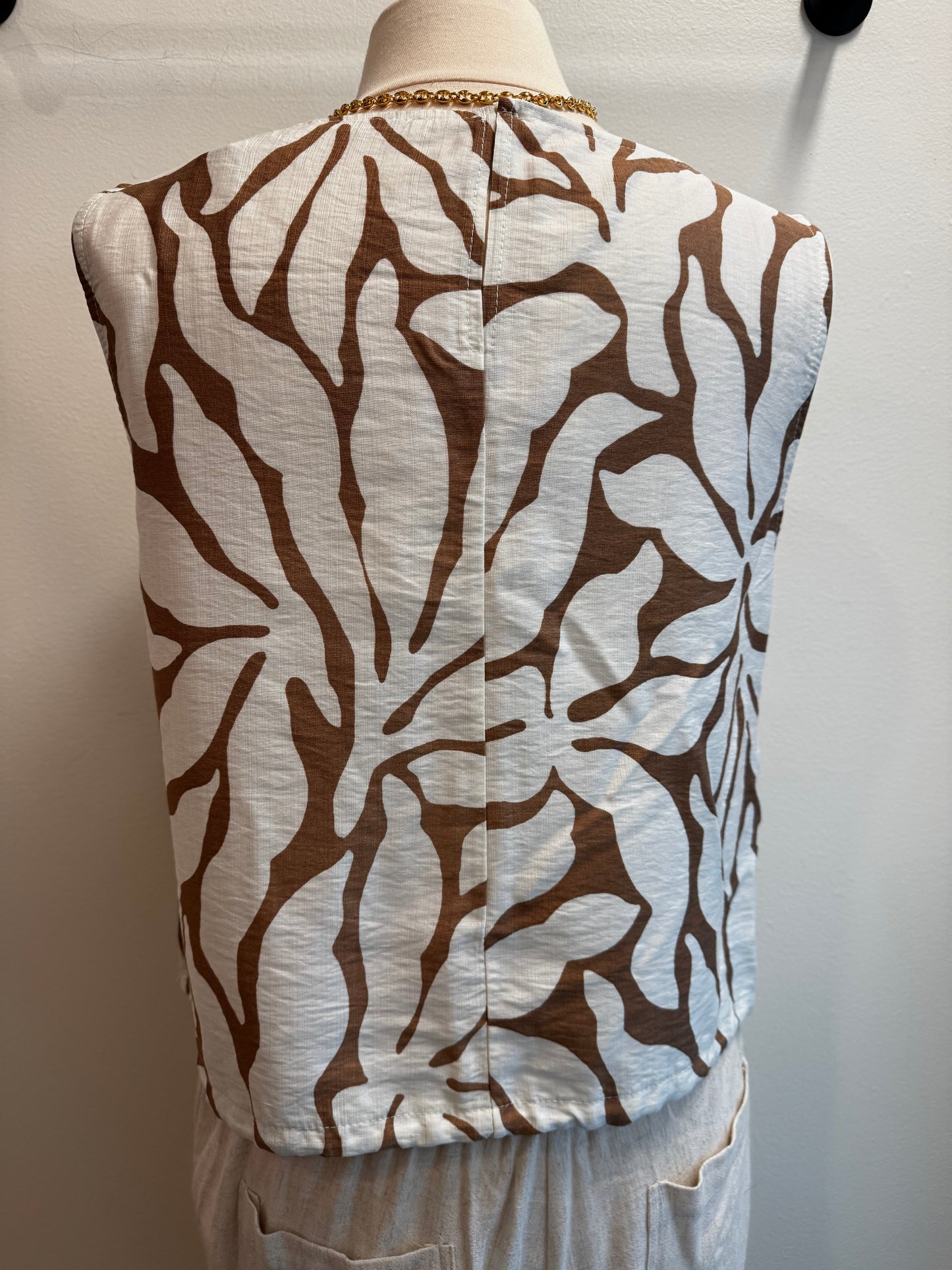 Print Sleeveless Boxy Top