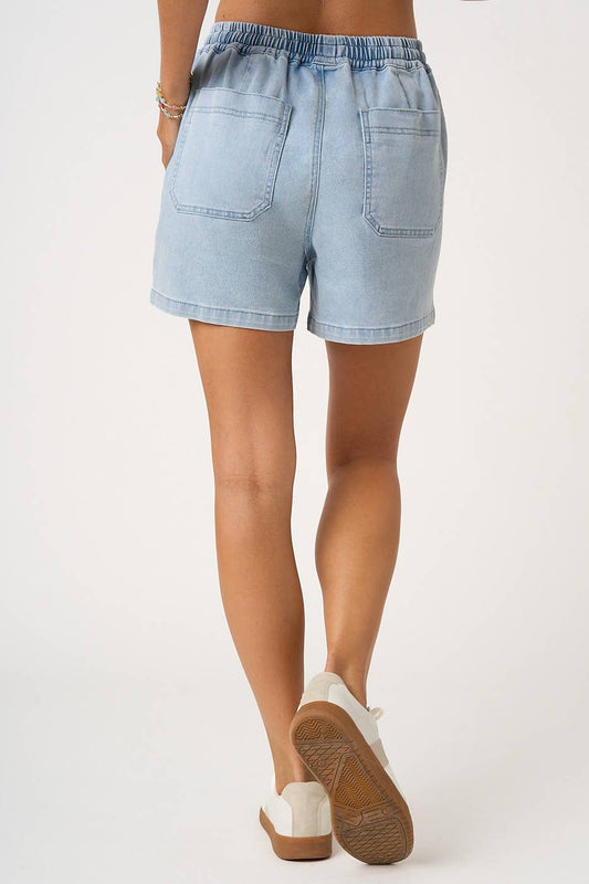 WASHED DENIM DRAWSTRING PATCH POCKET SHORTS