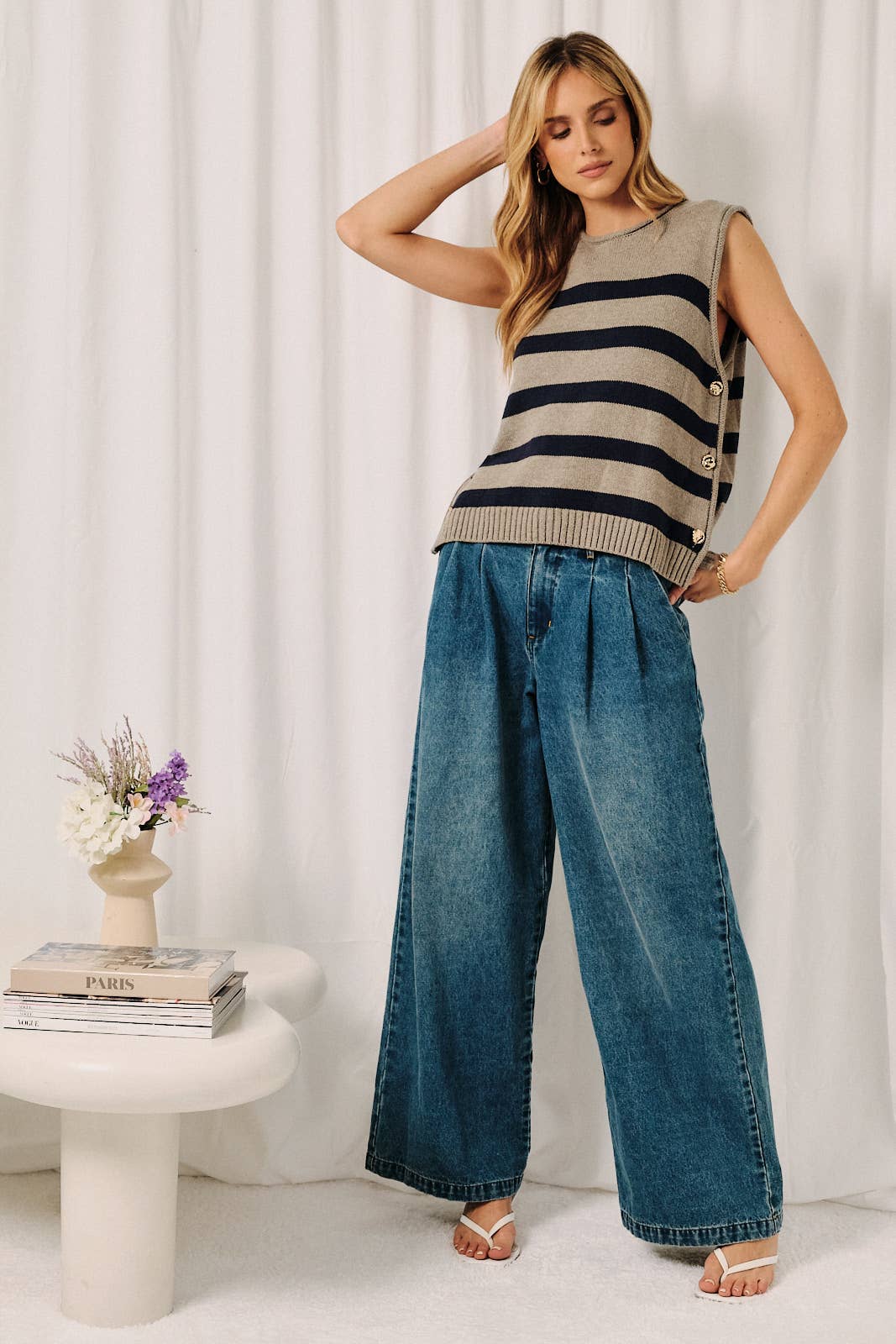 SLEEVELESS BOXY STRIPED SWEATER VEST W.SIDE BUTTONS