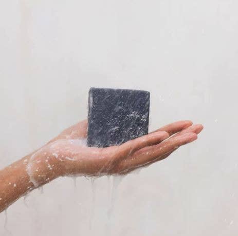 Charcoal Detoxifying Body Wash Bar KITSCH