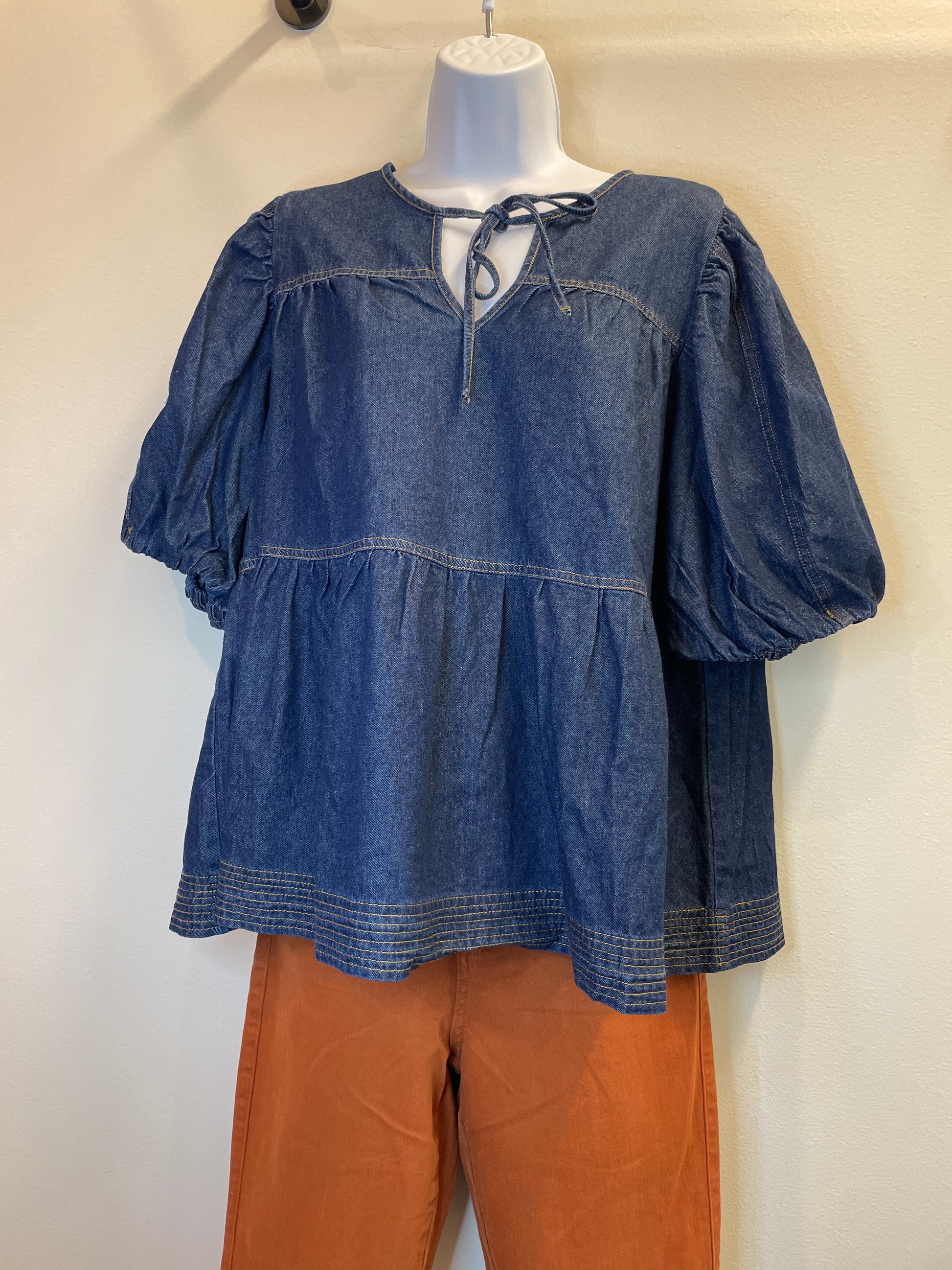 Denim Puff Sleeve Babydoll Top Entro