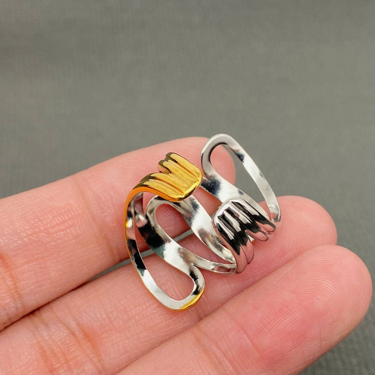 Two Tone Irregular Line 18K Gold Plated S.Steel Ring - FGS