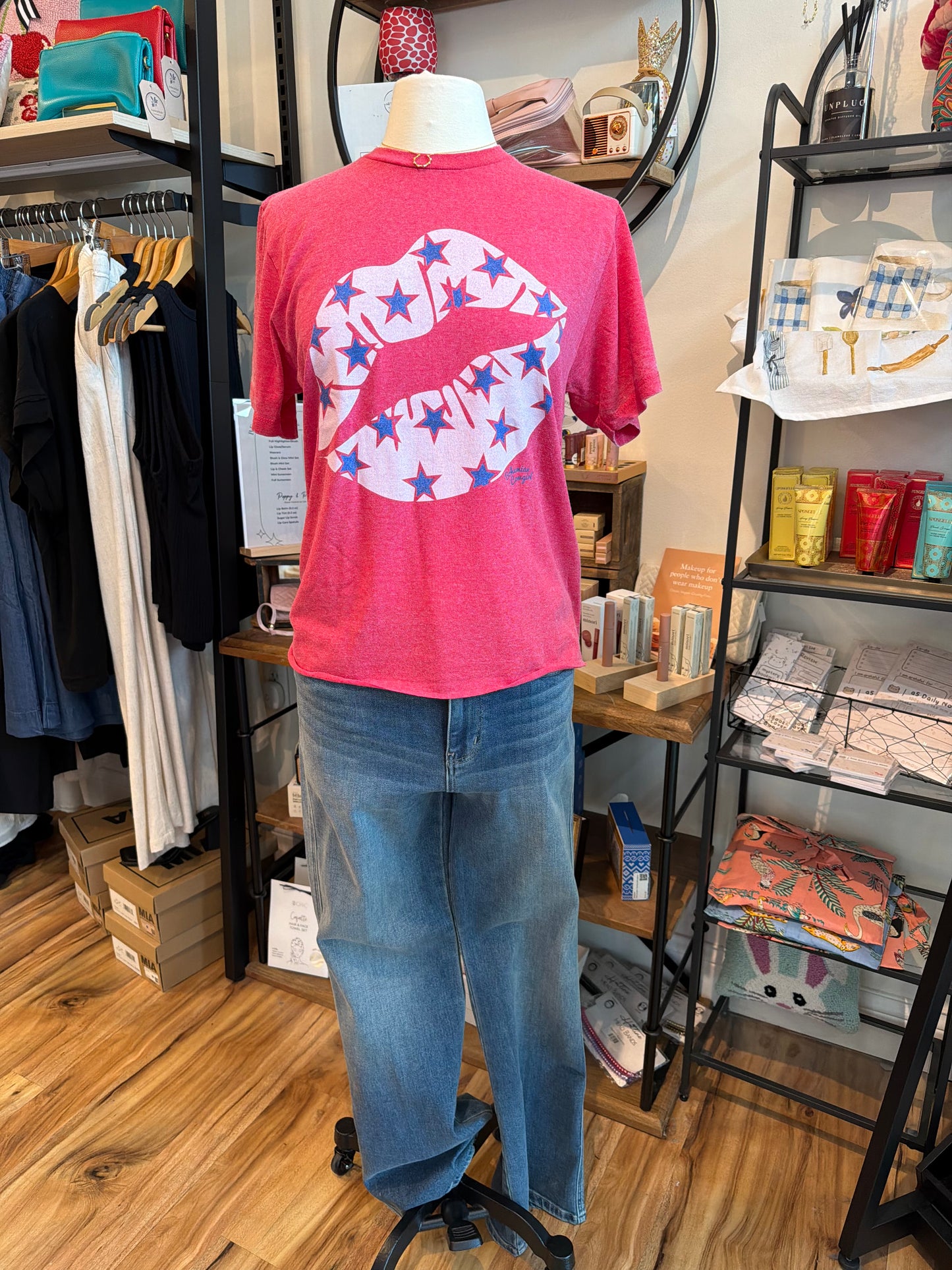 Patriotic Kiss Graphic Tee