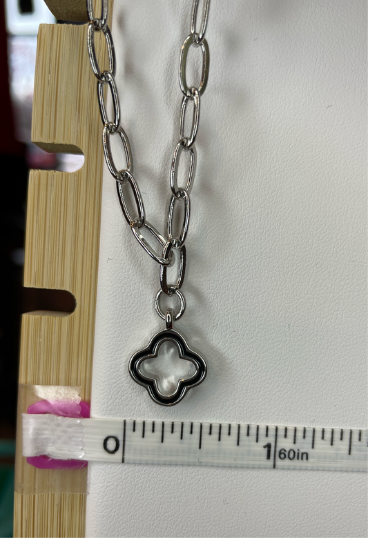 Medium Open Quatrefoil Charm