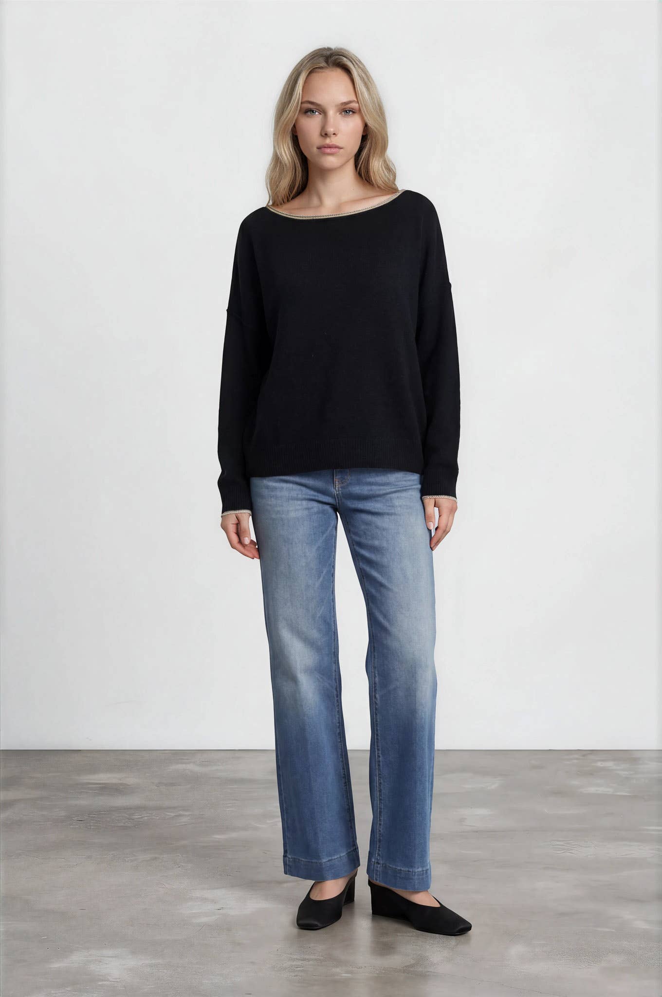 CONTRAST TRIM OFF SHOULDER LONG SLEEVE SWEATER