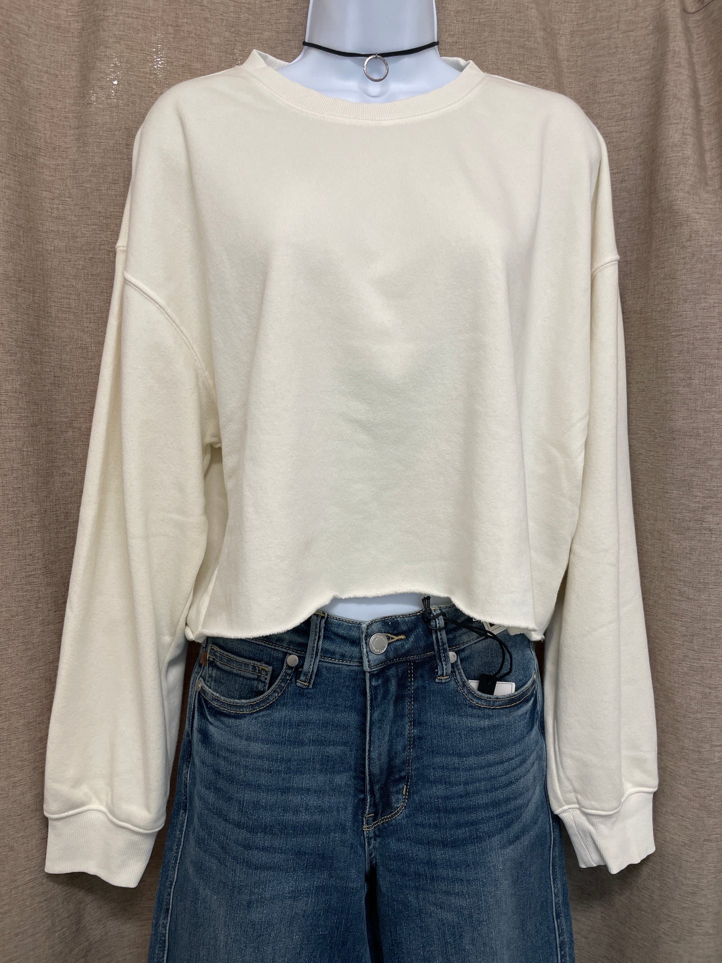 Cropped Raw Hem Crew Neck Sweatshirt HYFVE