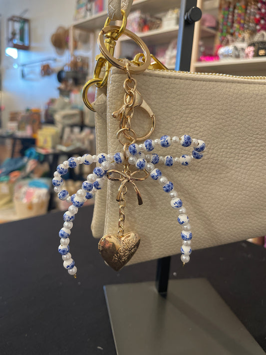 Toille Bead Bow & Heart Locket Charm keychain