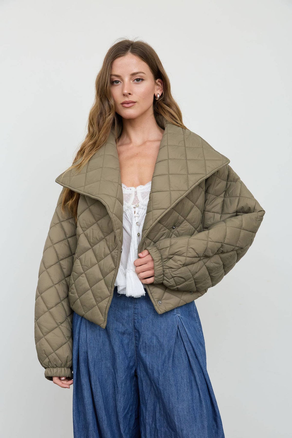 QUILTED SHAWL COLLAR CROPPED JACKET