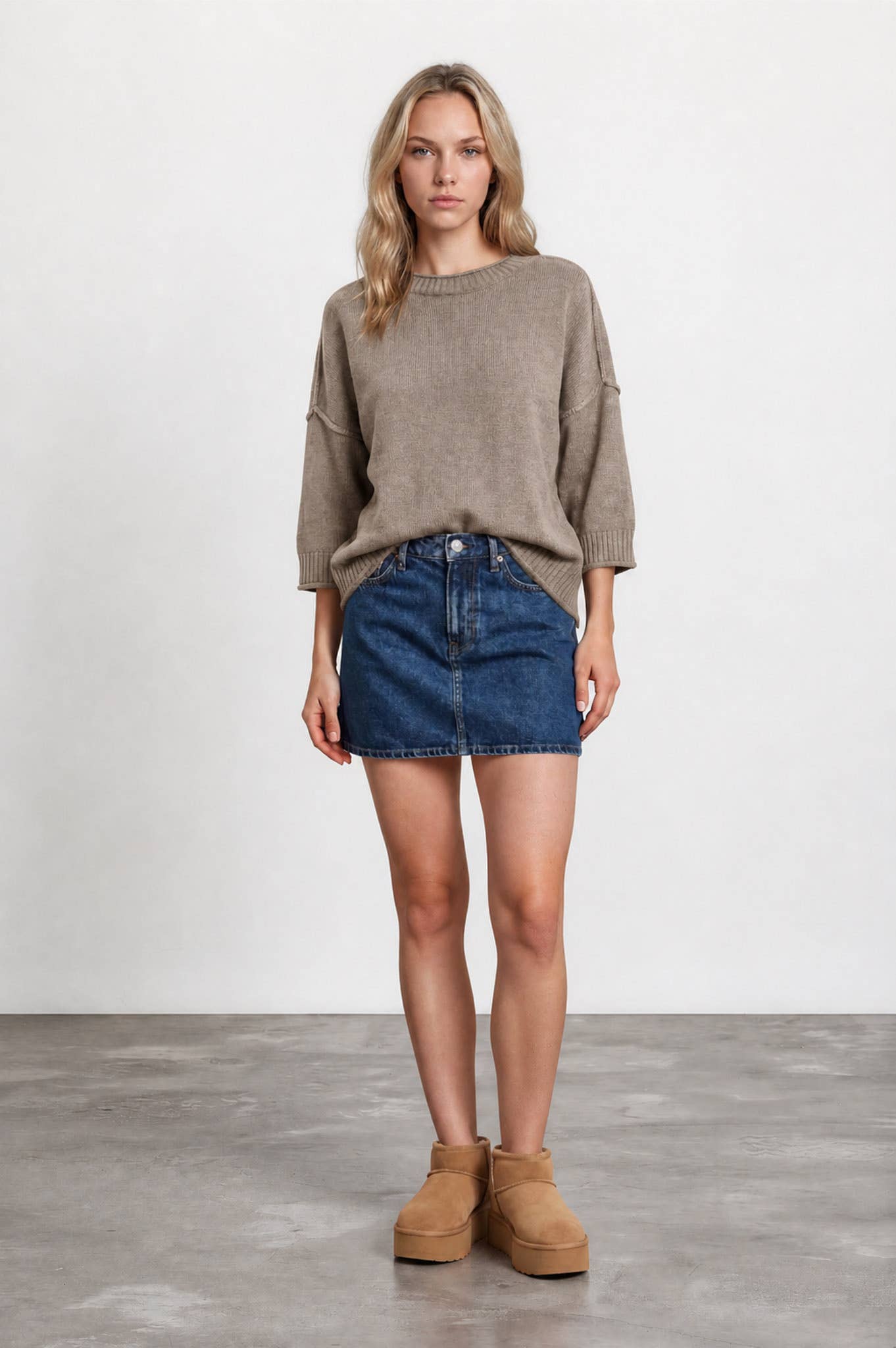 EXPOSED SEAM DROP SHOULDER SHORT SLEEVE PULLOVER