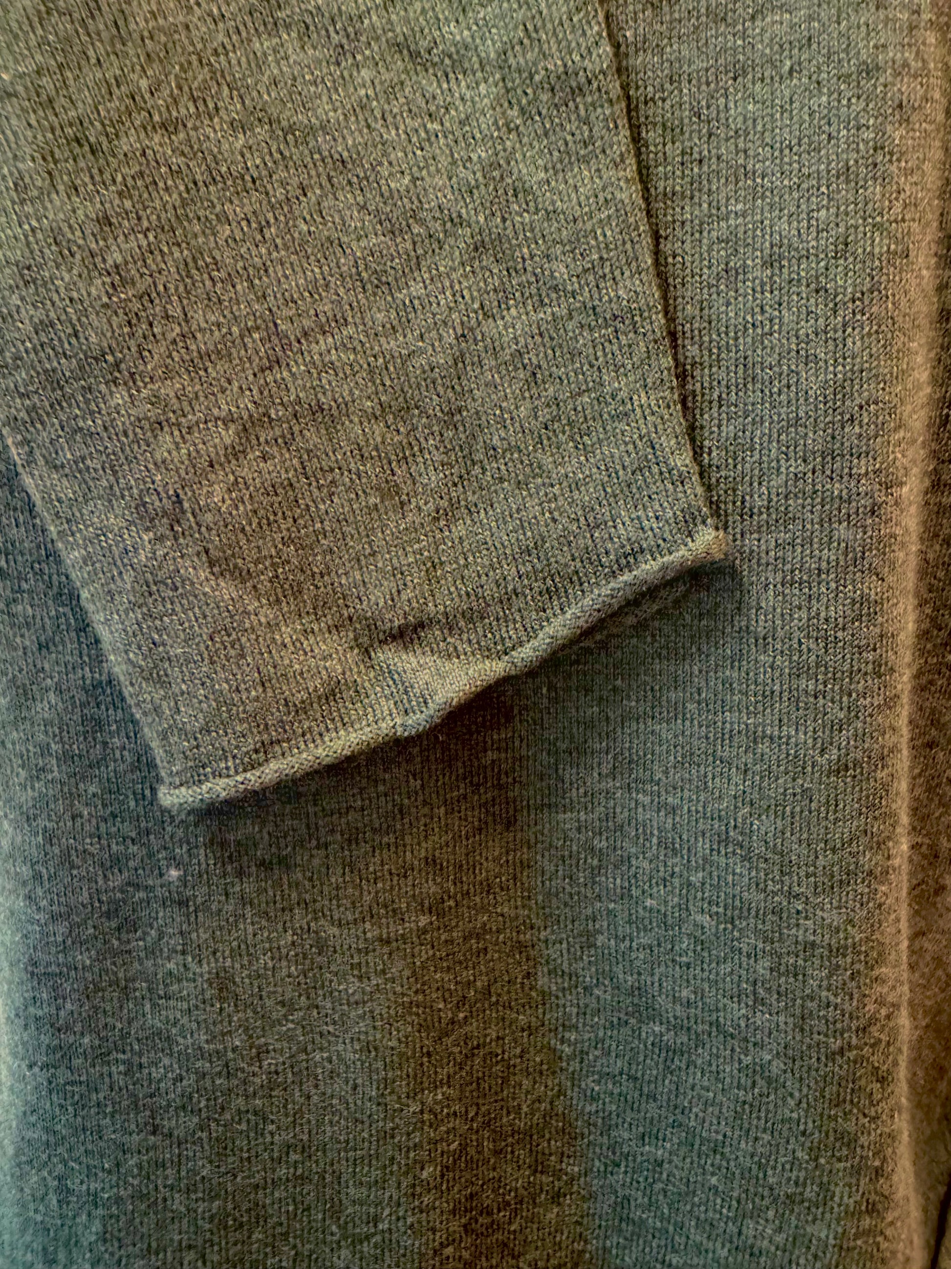 Lightweight Round Neck Sweater Wasabi + Mint
