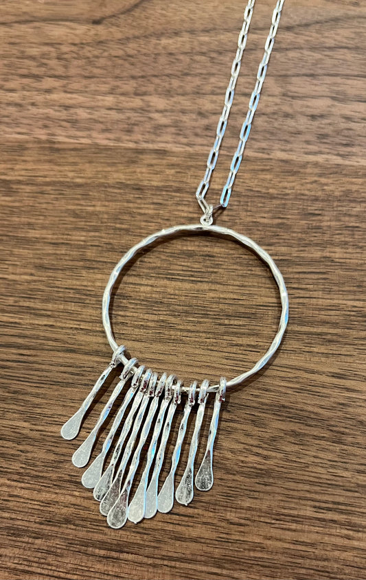 Hammered Circle Necklace Kenze Panne