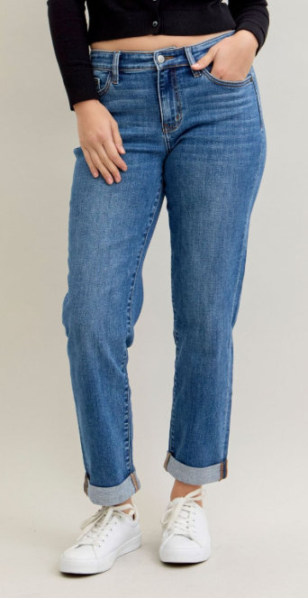 Mid-Rise Boyfriend Classic Cuffed