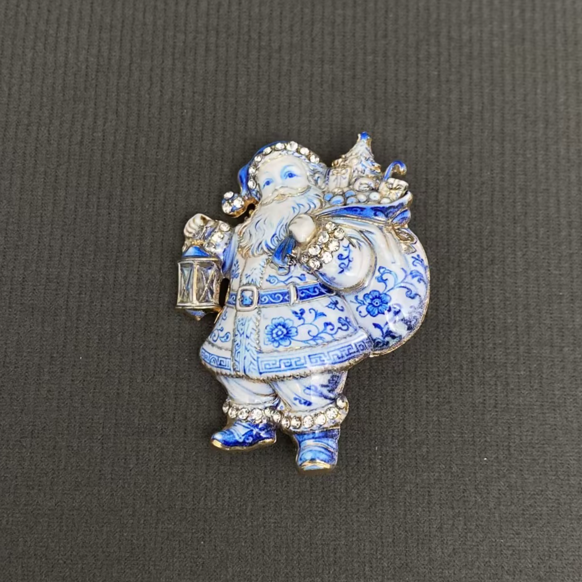 Santa Claus Christmas Brooch