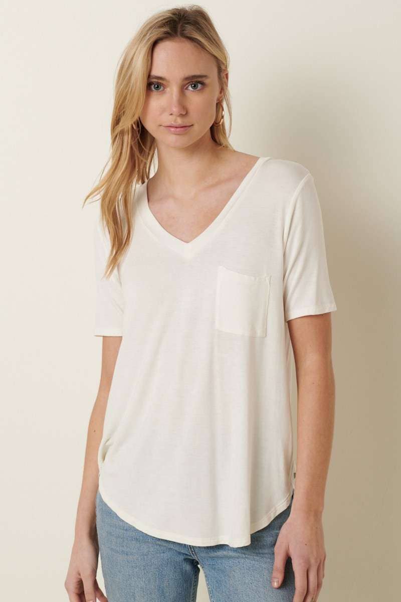 BAMBOO V-NECK 1POCKET FRONT KNIT TOP