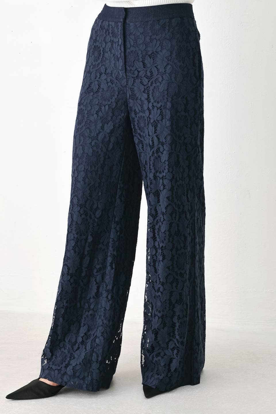 Woven lace pant